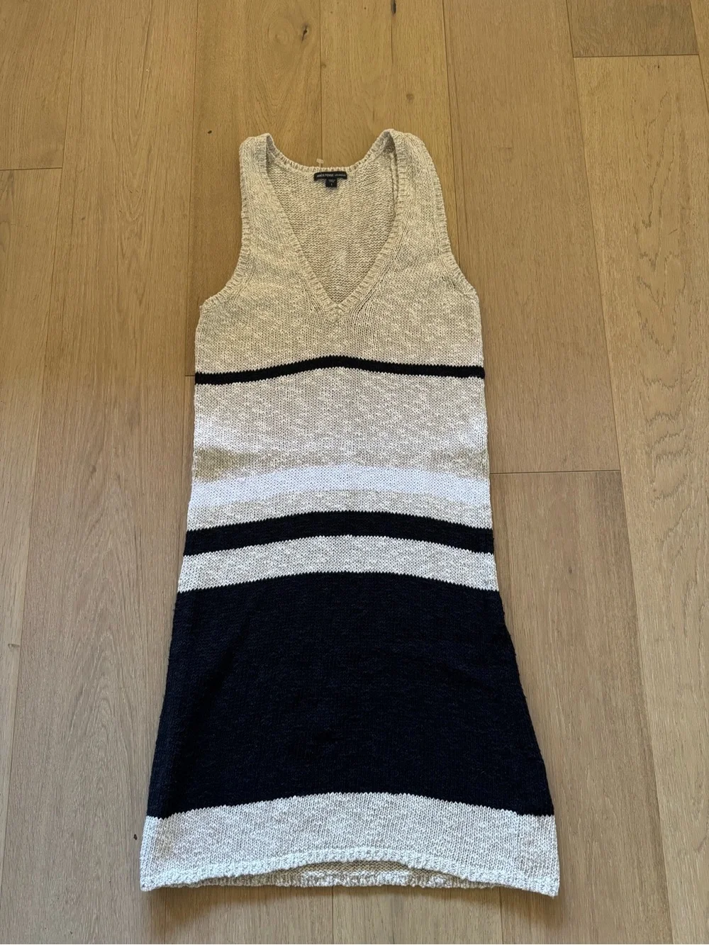 James Perse sleeveless neck